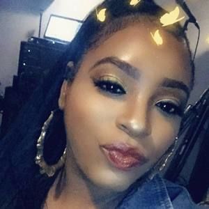 Meet your Posher, Erica